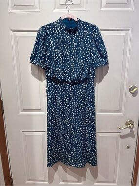 Ann Taylor Teal and White Printed Short Puff Sleeve Midi Dress
